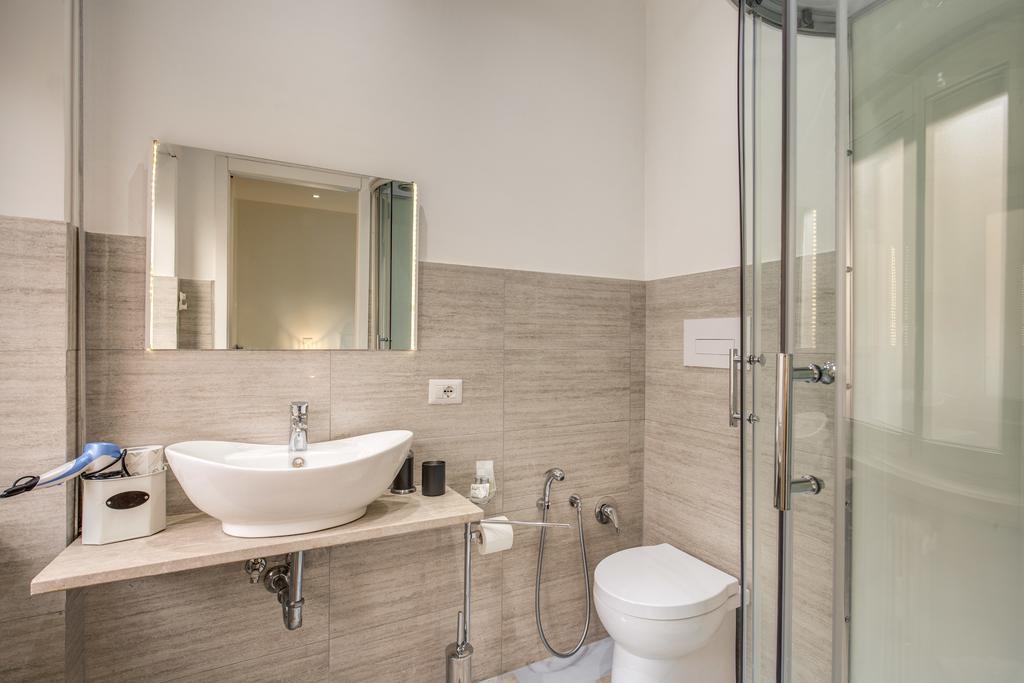 Chain Vatican Suites Rome Bagian luar foto