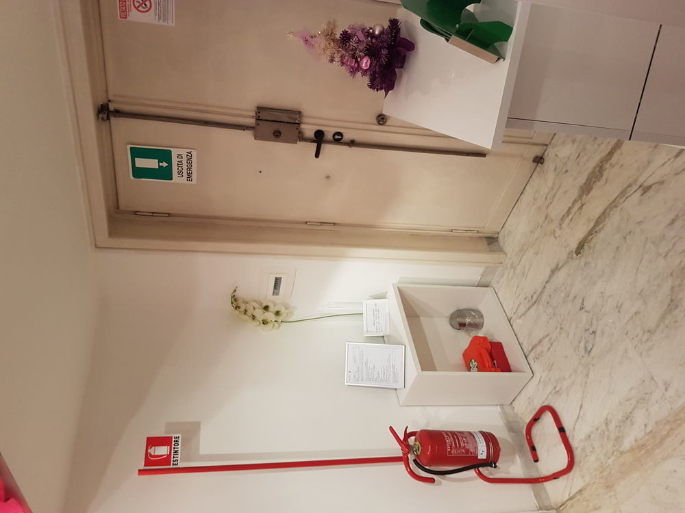 Chain Vatican Suites Rome Bagian luar foto