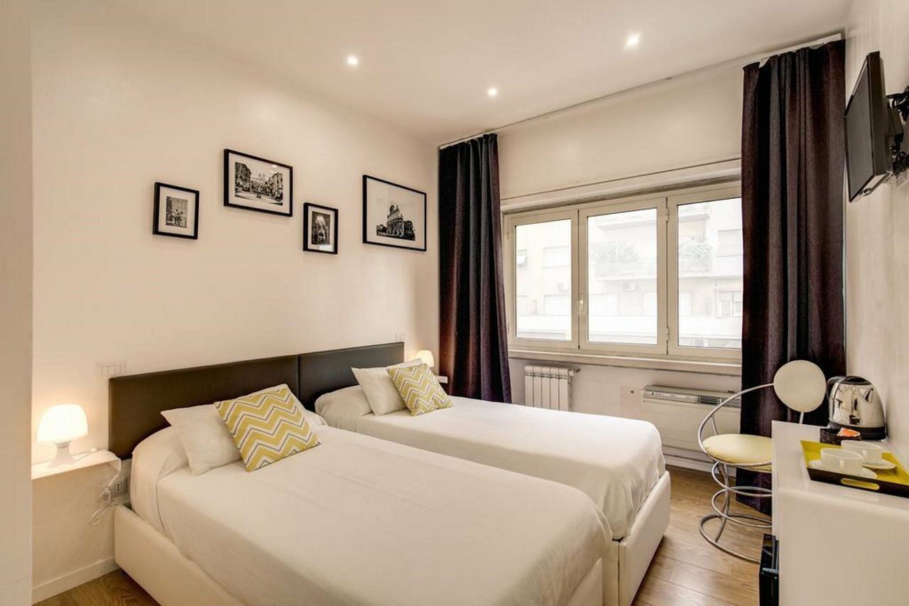 Chain Vatican Suites Rome Bagian luar foto